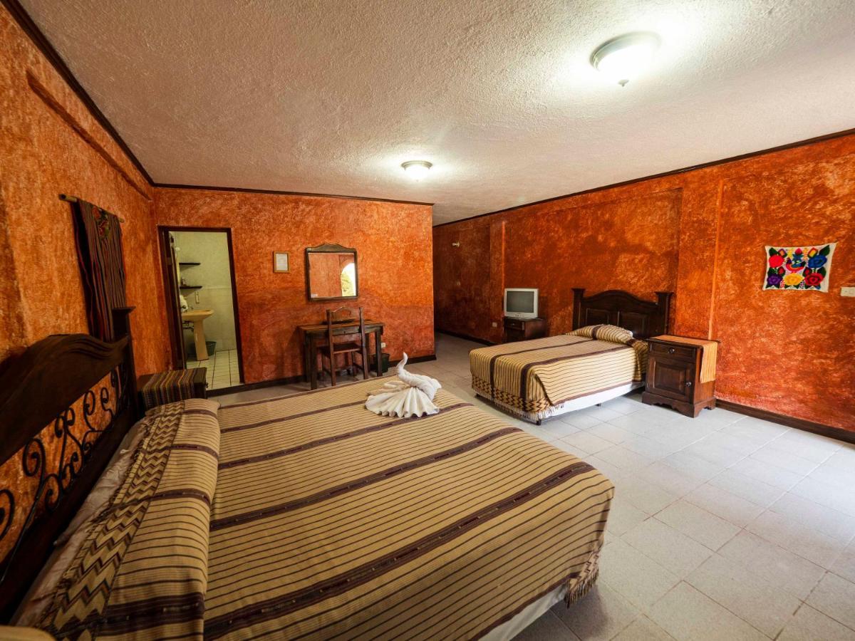 Hotel Tiosh Abaj Santiago Atitlan Exterior photo